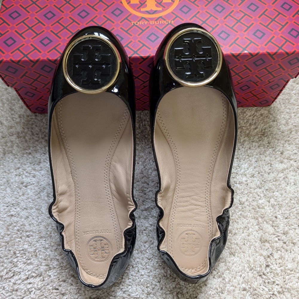Tory Burch Twiggy Black Patent Leather Flats - Size 6